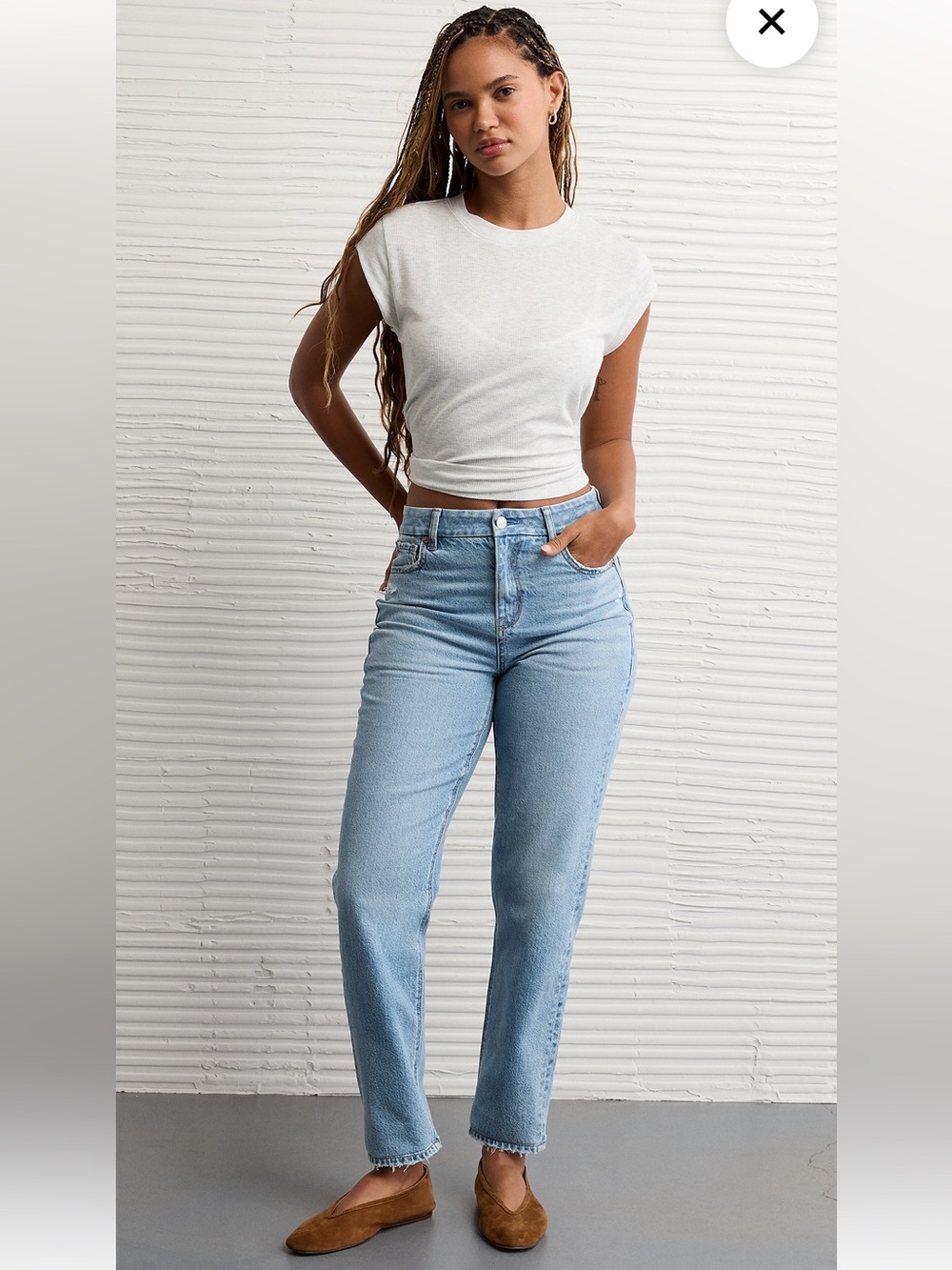 American Eagle Outfitters Curvy Mom High-Rise Light Blue Jeans
